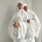 White - Noor Pleated Prayer Set